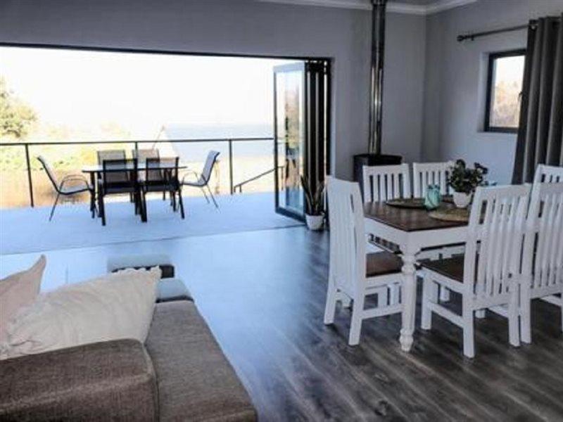 Clarens Escape Apartment ภายนอก รูปภาพ