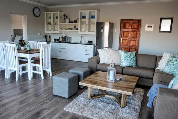 Clarens Escape Apartment ภายนอก รูปภาพ